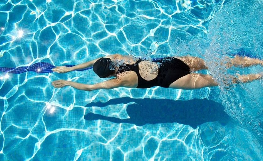 Bơi lội giúp bạn giảm cân nhanh chóng