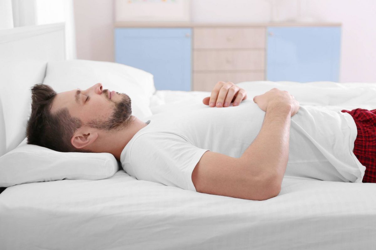 Nằm ngửa khi ngủ là nguyên nhân gây ra giãn tĩnh mạch